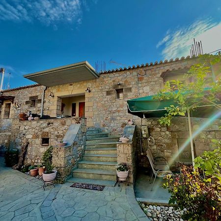 Voula Pansion Kardamyli Exterior foto