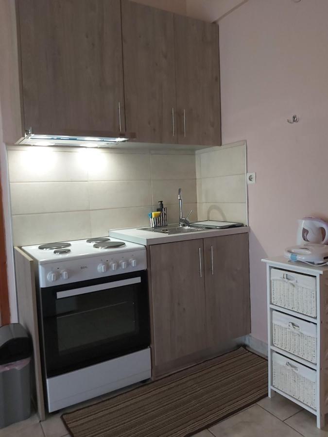 Voula Pansion Kardamyli Exterior foto