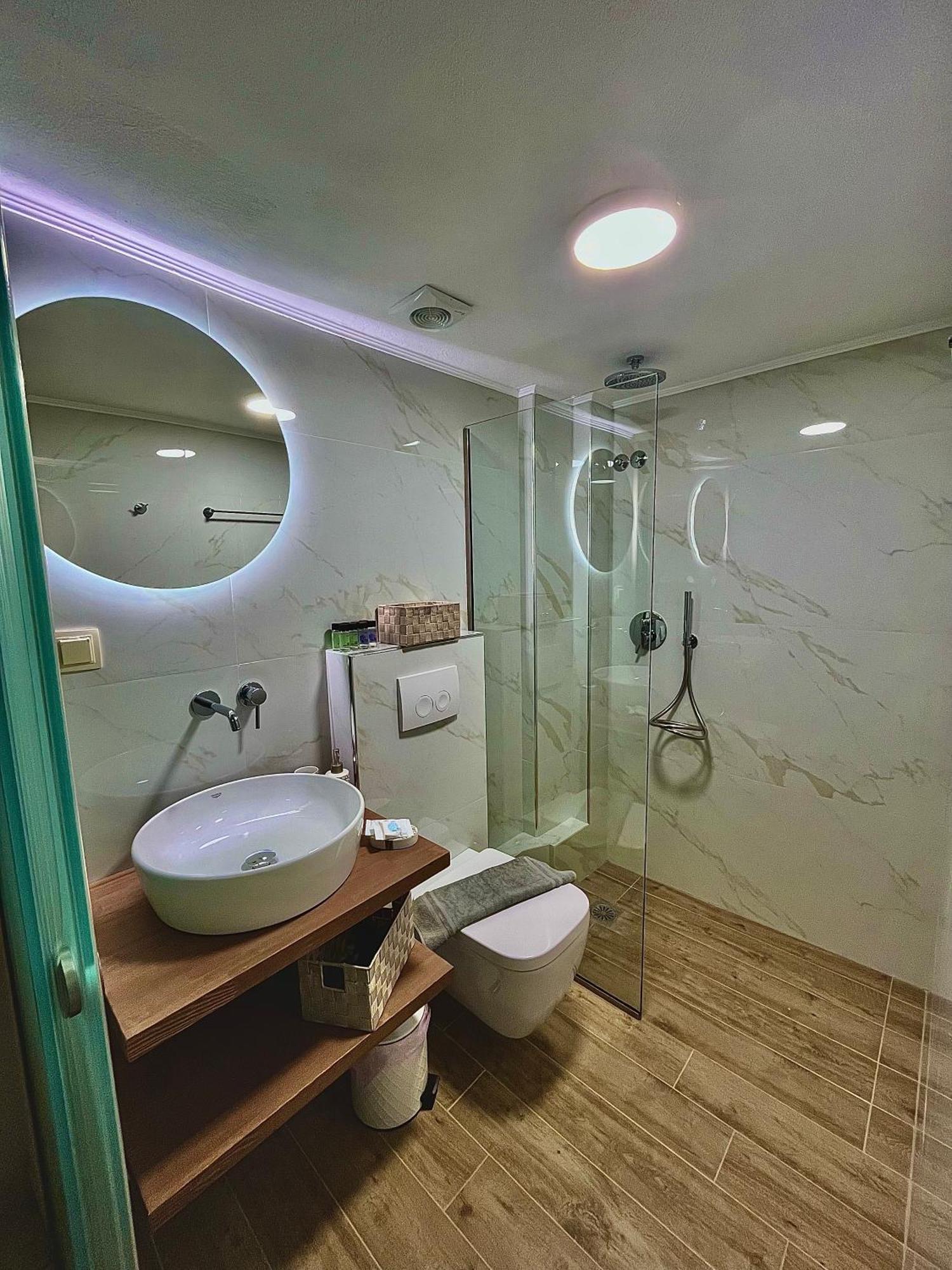 Voula Pansion Kardamyli Exterior foto